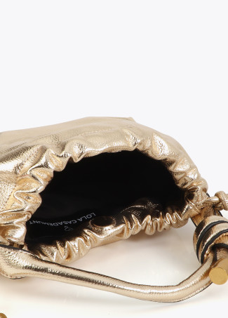 bombonera-dorada-logo-ovalado-relieve (2)