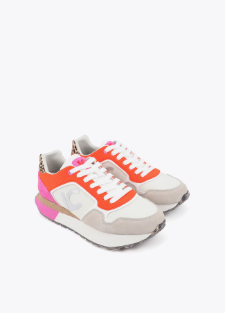 deportiva-con-plataforma-tricolor-en-tejidos-combinados-y-detalles-en-piel (10)