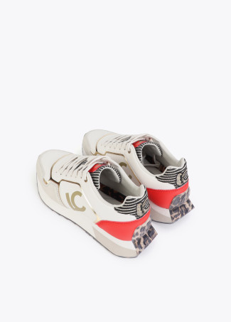 deportiva-con-plataforma-tricolor-en-tejidos-combinados-y-detalles-en-piel (4)