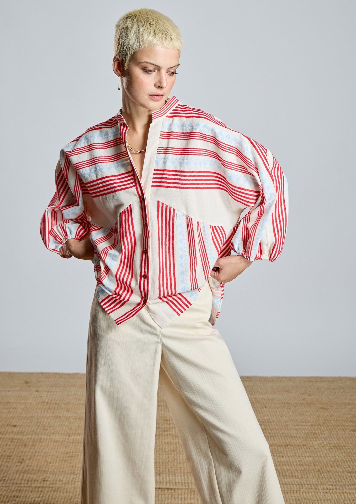 blusa-ligera-con-rayas