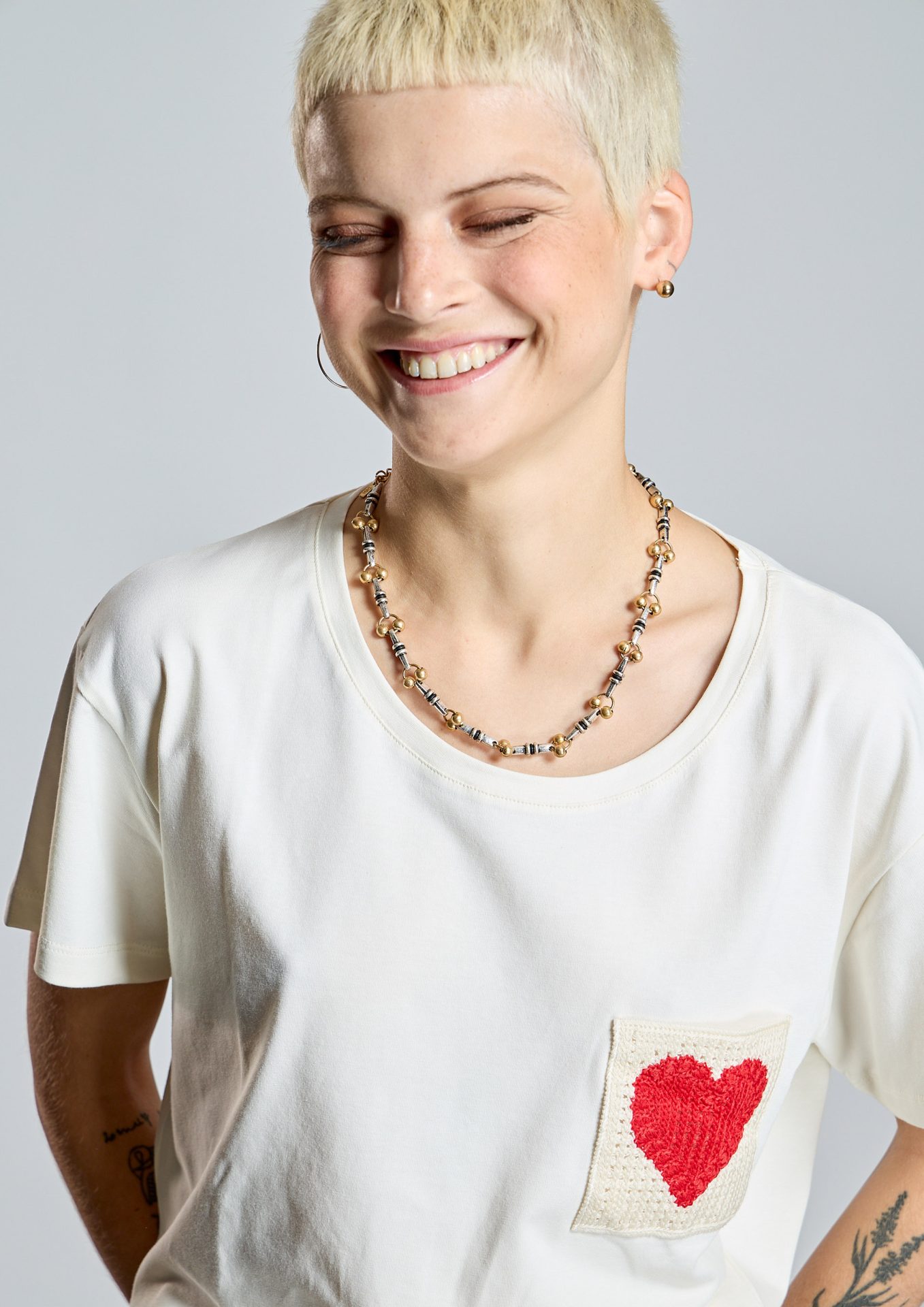 camiseta-en-crudo-con-dibujo