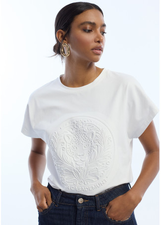 camiseta-logo-embossing (2)