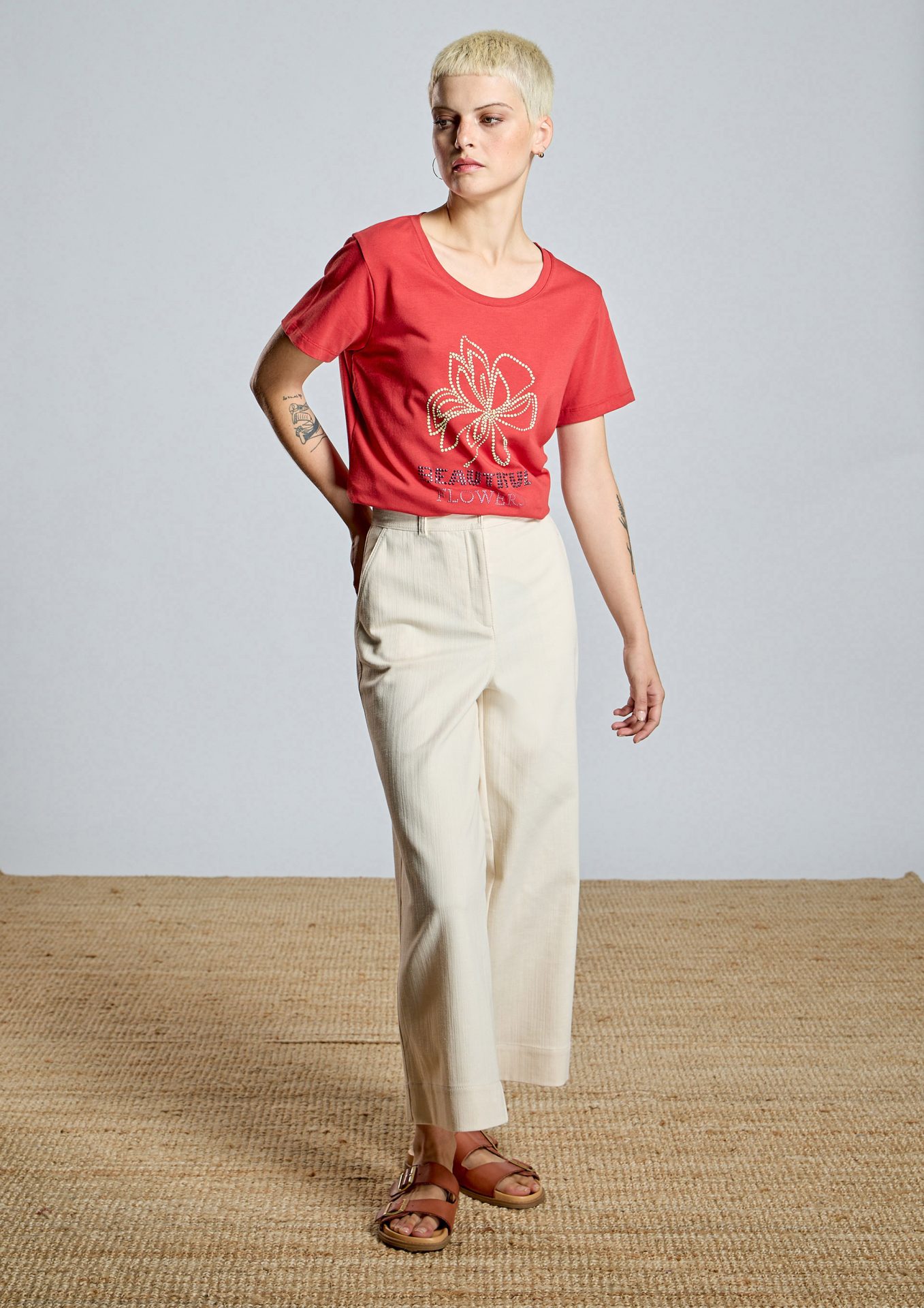 camiseta-roja-manga-corta