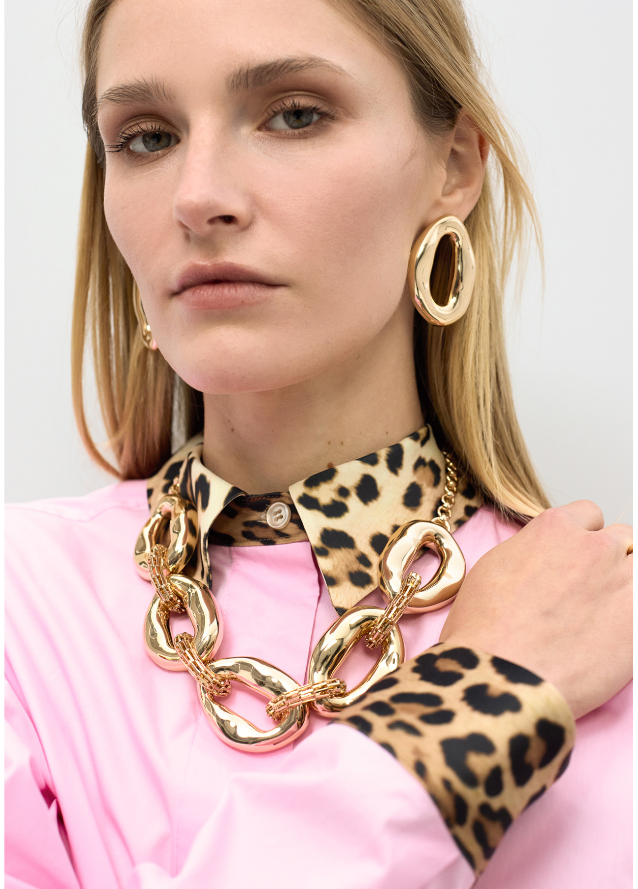 collar-con-combinacion-de-eslabones-metalicos (1)