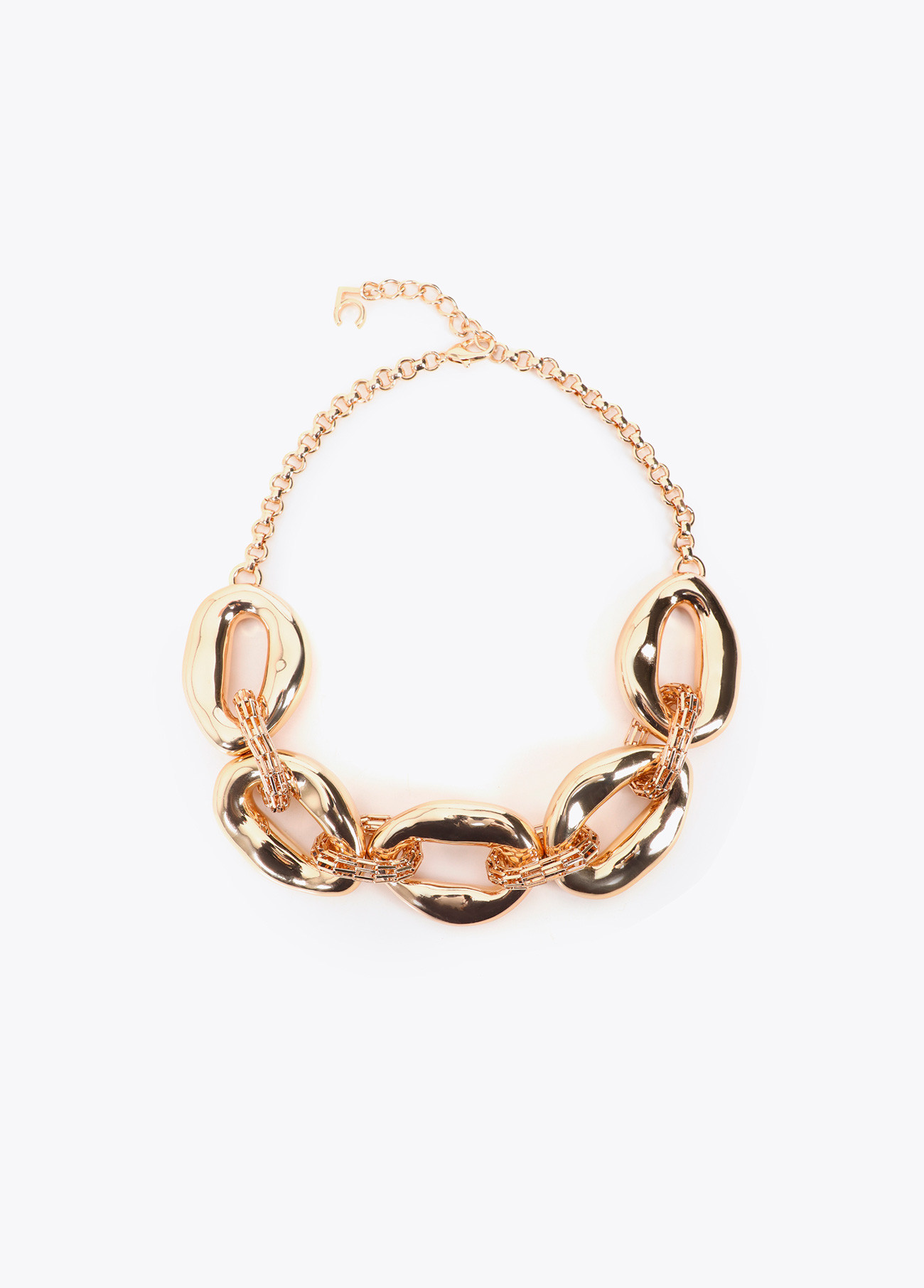 collar-con-combinacion-de-eslabones-metalicos