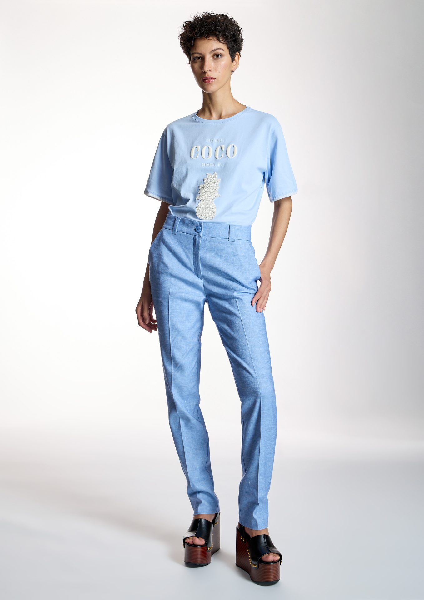 pantalon-basico-recto-azul