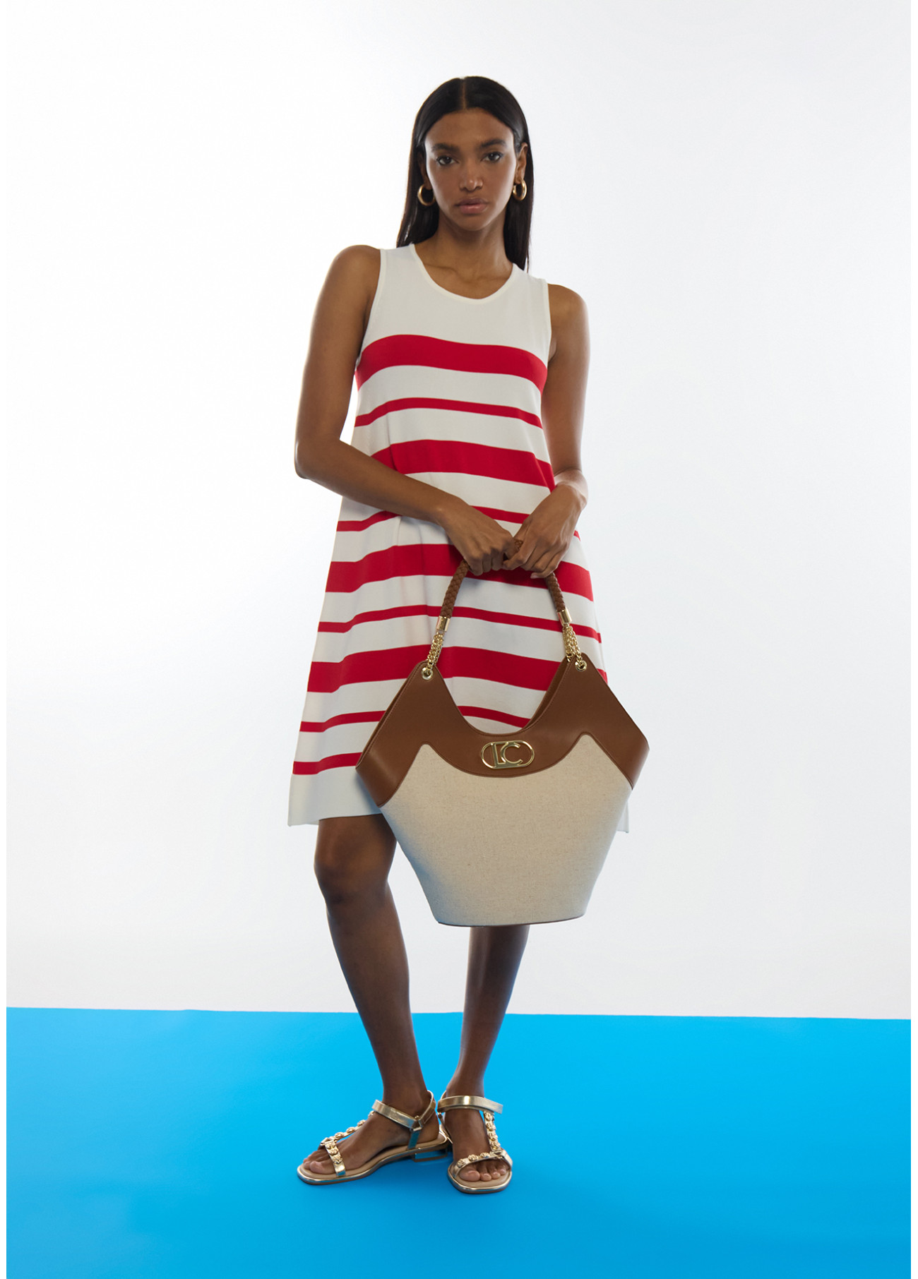 shopper-desestructurado-efecto-piel-y-canvas-bicolor (8)