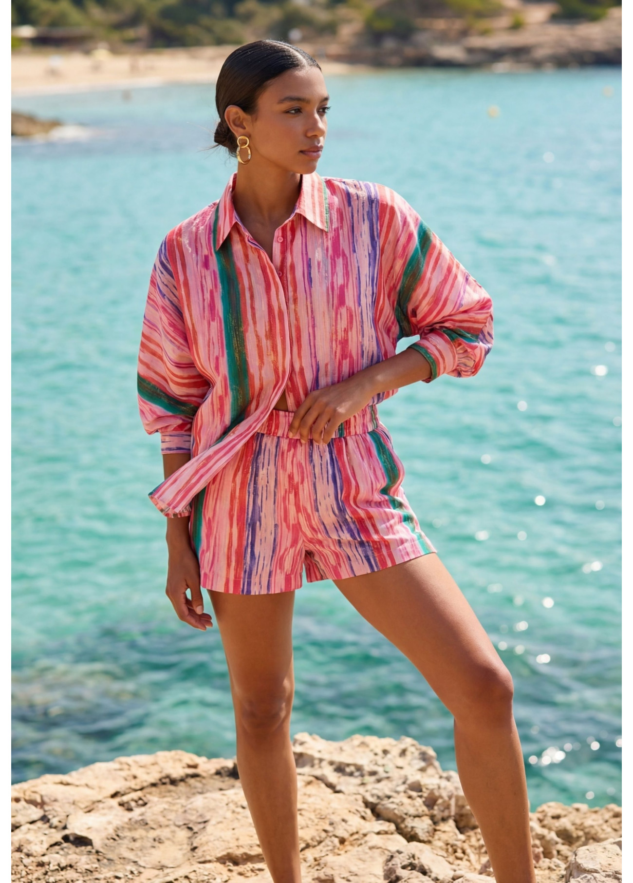 short-rayas-multicolor-lurex