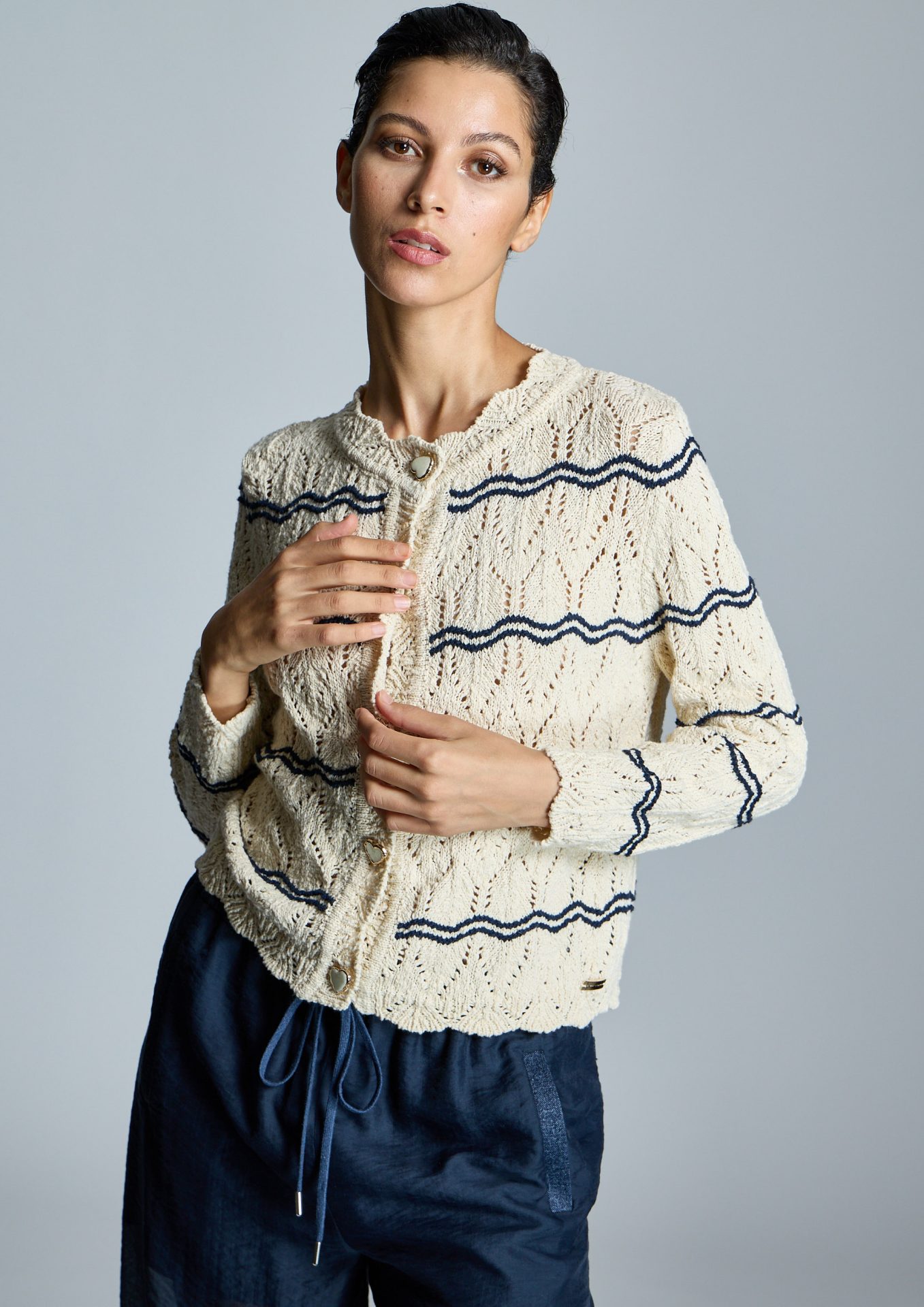 chaqueta-punto-lino-tendencias-verano