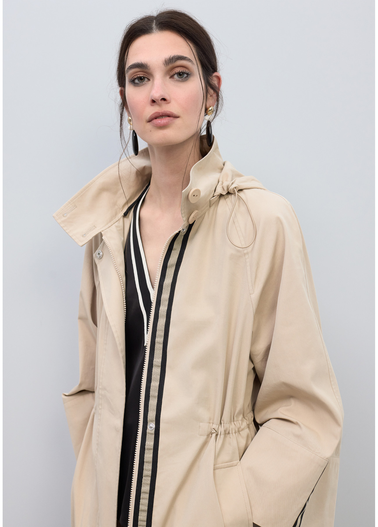gabardina-parka-oversize-rayas-adorno-con-cintura-ajustable (1)