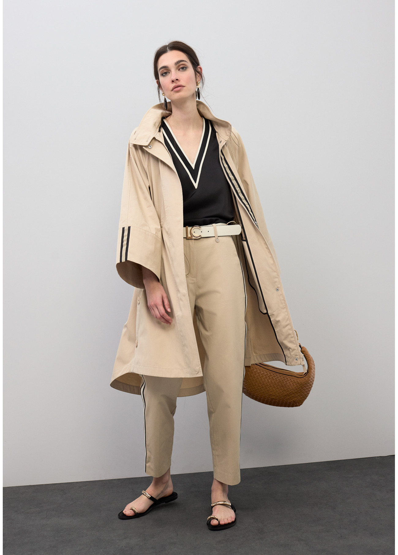 gabardina-parka-oversize-rayas-adorno-con-cintura-ajustable (5)