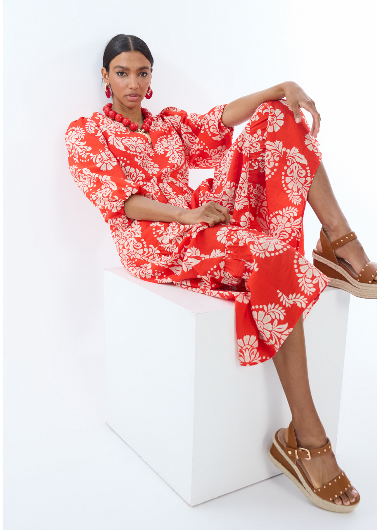 vestido-escote-pico-manga-abullonada-paisley (3)