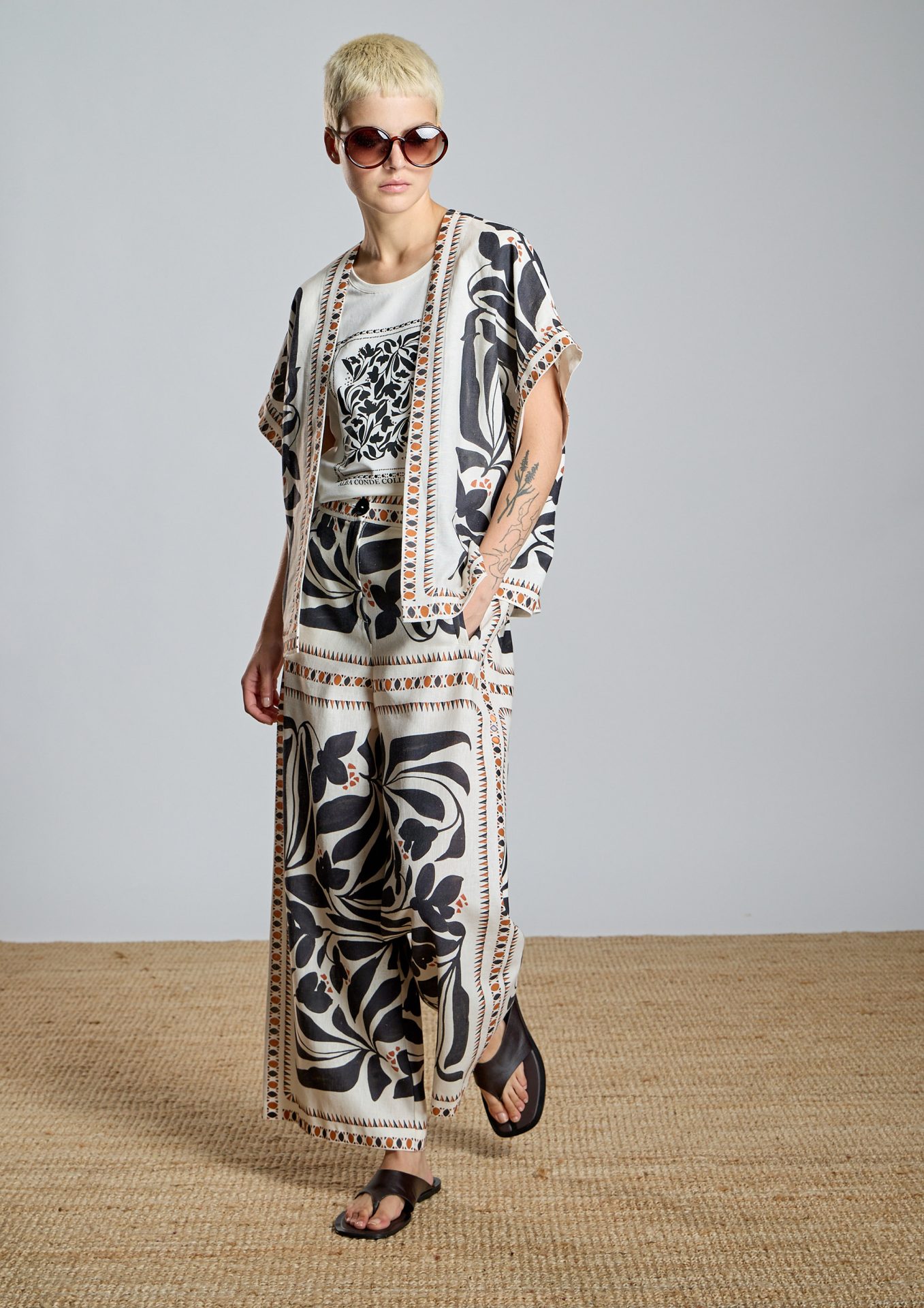 conjunto-con-estampado-etnico (1)