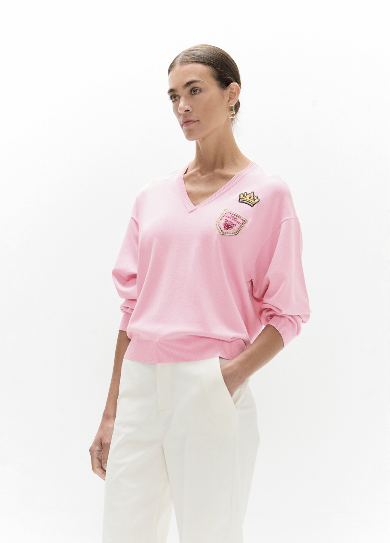 jersey-cuello-pico-parches