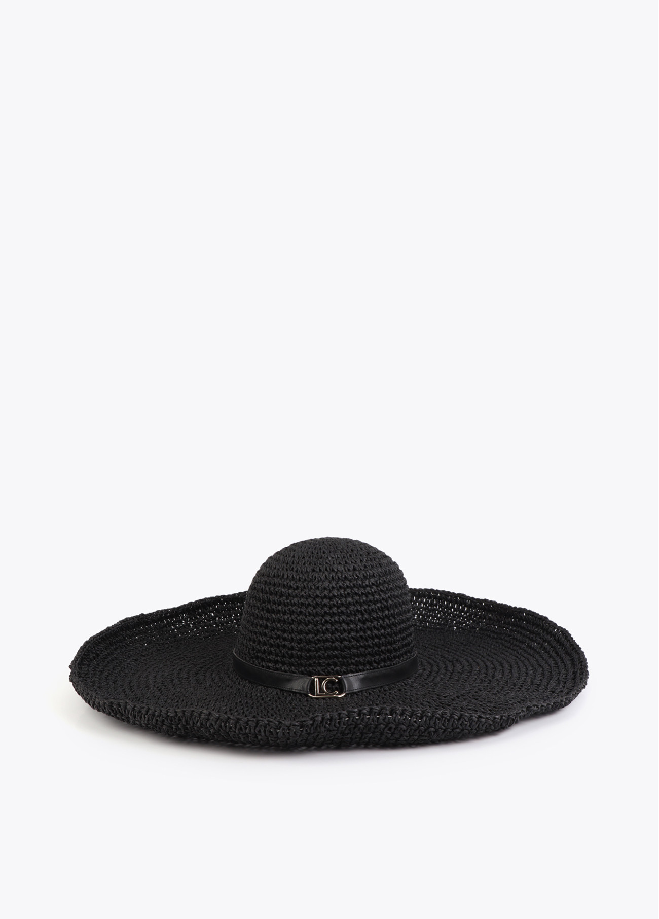 sombrero-de-ala-ancha-en-efecto-rafia (2)