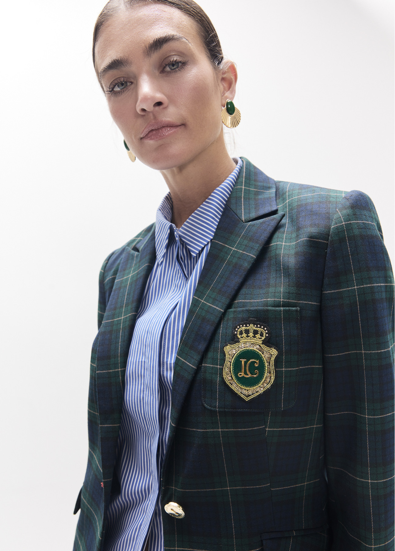 americana-cuadro-escoces-con-escudo (2)