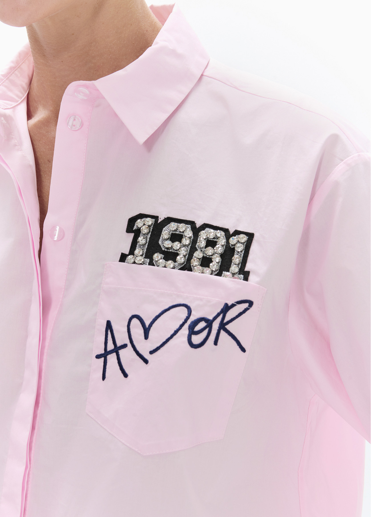camisa-popelin-con-detalles-y-parches (3)
