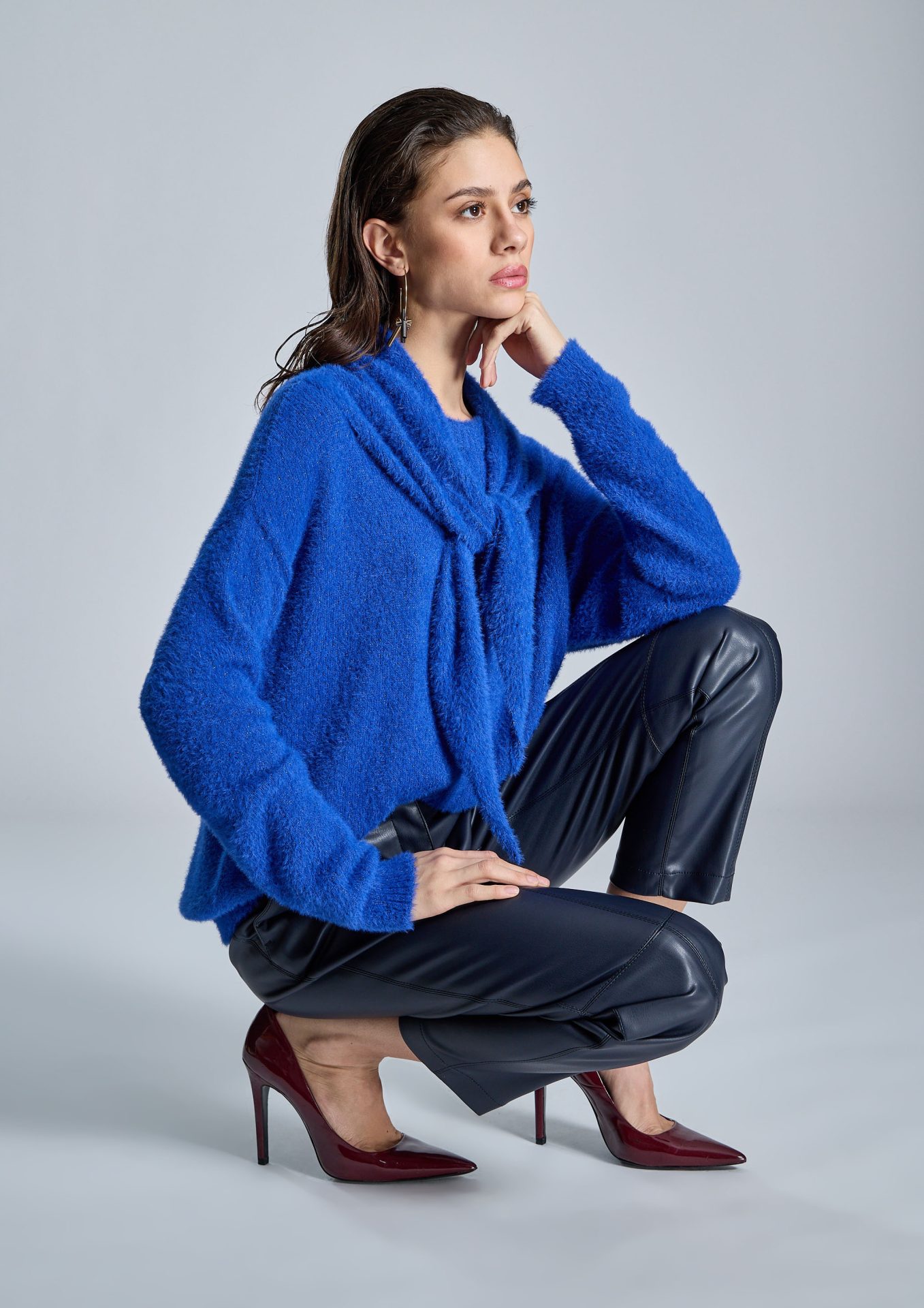 jersey-de-punto-suave-azul-con-hilo-metalizado