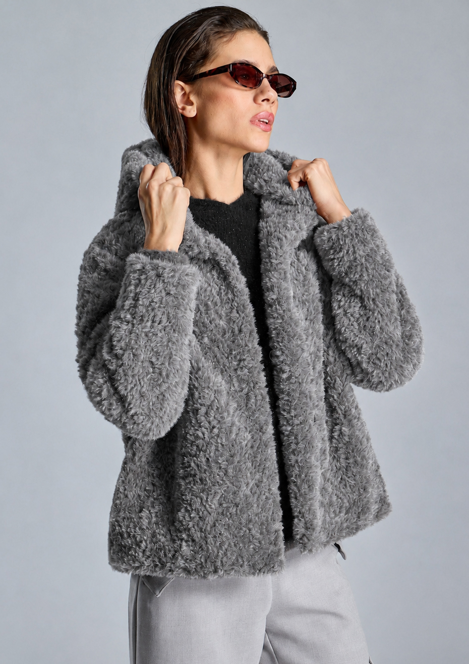 chaqueta-de-pelo-gris1