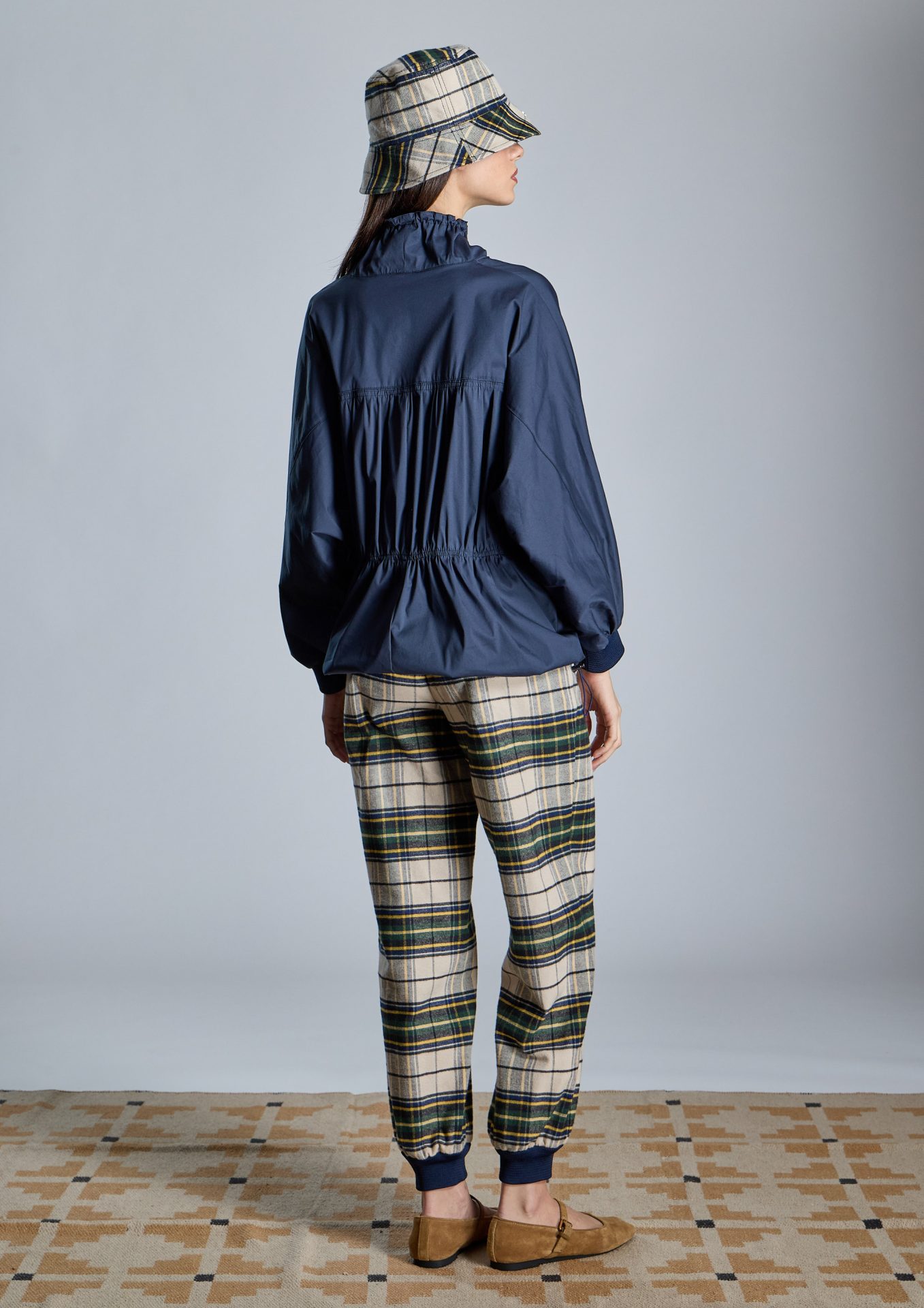 pantalon-de-cuadros-para-mujer